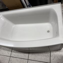 Ovation Curve 60 in. x 30 in. Soaking Bathtub with Right Hand Drain in Arctic White