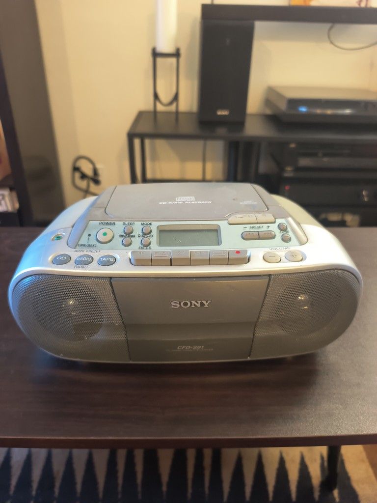 Sony CFD-S01