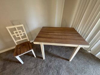 Kitchen table x4 chairs