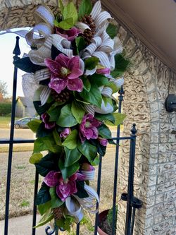 Spring Magnolia Wreath - Please Read Description 