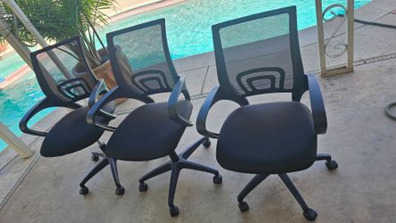 2 chairs available