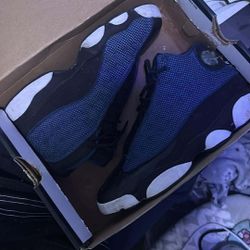 Jordan 13 5.5y 120$ 