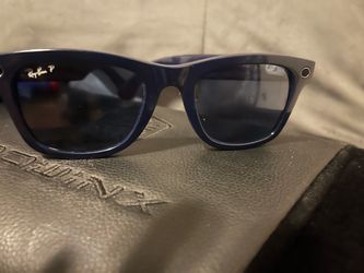RAYBAN META GLASSES