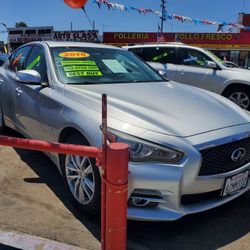 🌵🌵🌵2015 Infiniti Q50🌵🌵🌵 Air Tires