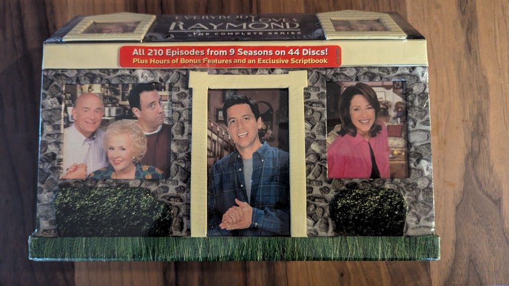Everyone Loves Raymond, The Complete Series, 210 Episodes, 9 Seasons On 44 Discs, Still Sealed, Never Opened, Never Used.
