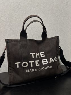 Marc Jacob’s tote bag