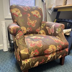 Gorgeous Sunroom Designer BUTTERFLY Accent Side Chair SUPER COMFY TWO AVAILABLE!!!