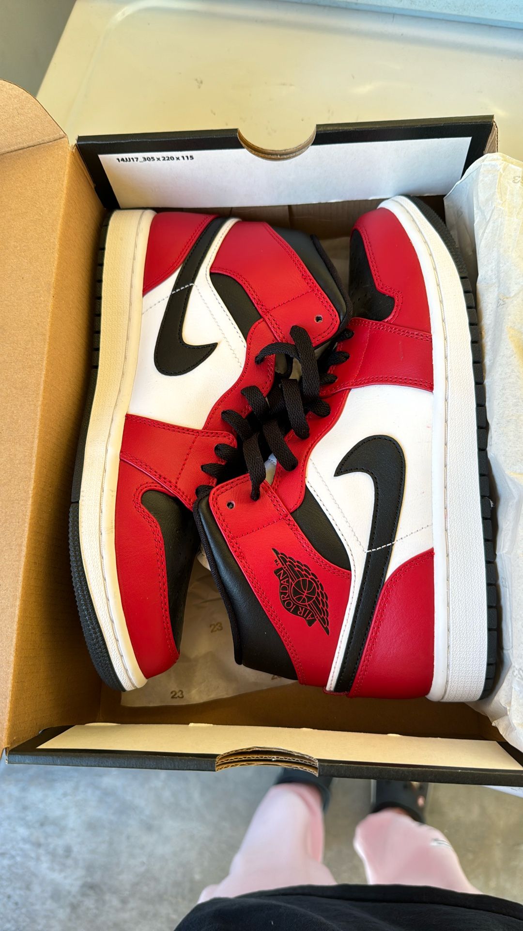 Jordan 1 Mid