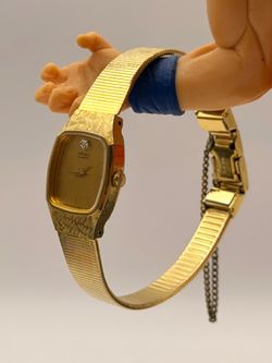 Seiko Women’s 2C20-6379 Vintage 1980s Gold-Tone Quartz Watch Diamond Dial