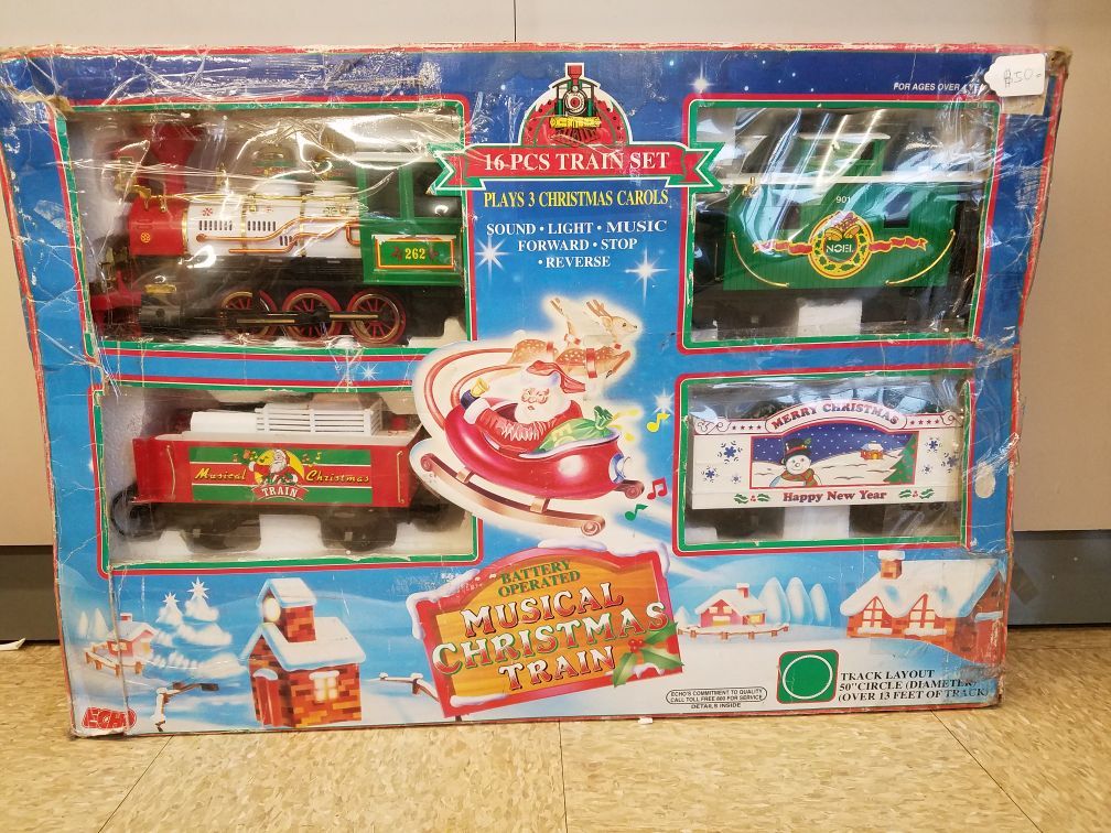 16 pcs Battery Operated Christmas Train