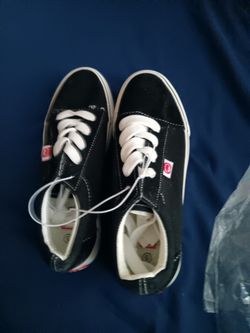 Boy's Ecko unltd steven-28bp youth lace skate sneakers size 5