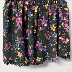 Black/Multi Color Floral Skirt (M)
