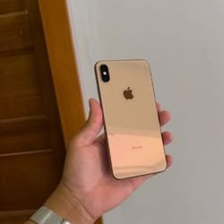 iPhone XS Max Unlocked With Warranty 