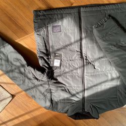 Brand new with tags RVCA men’s puffer jacket