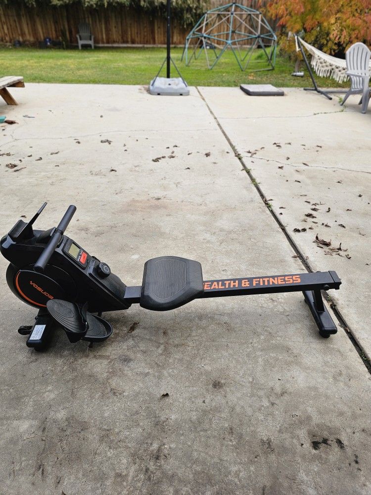 Yosuda Magnetic Rowing Machine
