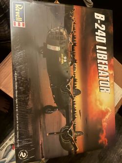 1:48 scale Revell B-240 liberator model plane