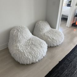 Fluffy Chairs 