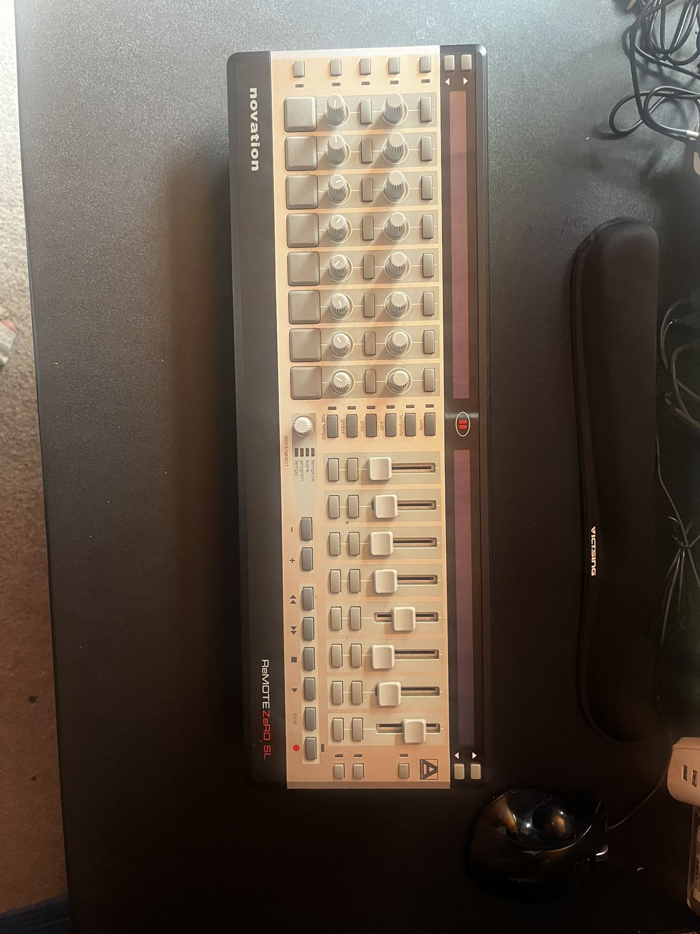 Novation ReMote Zero SL