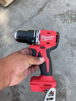 Milwaukee Brushless Cordless Drill Driver Tool Only