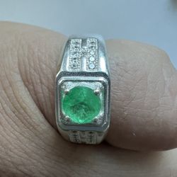 Men Ring  Emerald. Stone Colombian 