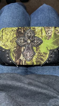 Cross Wallet 
