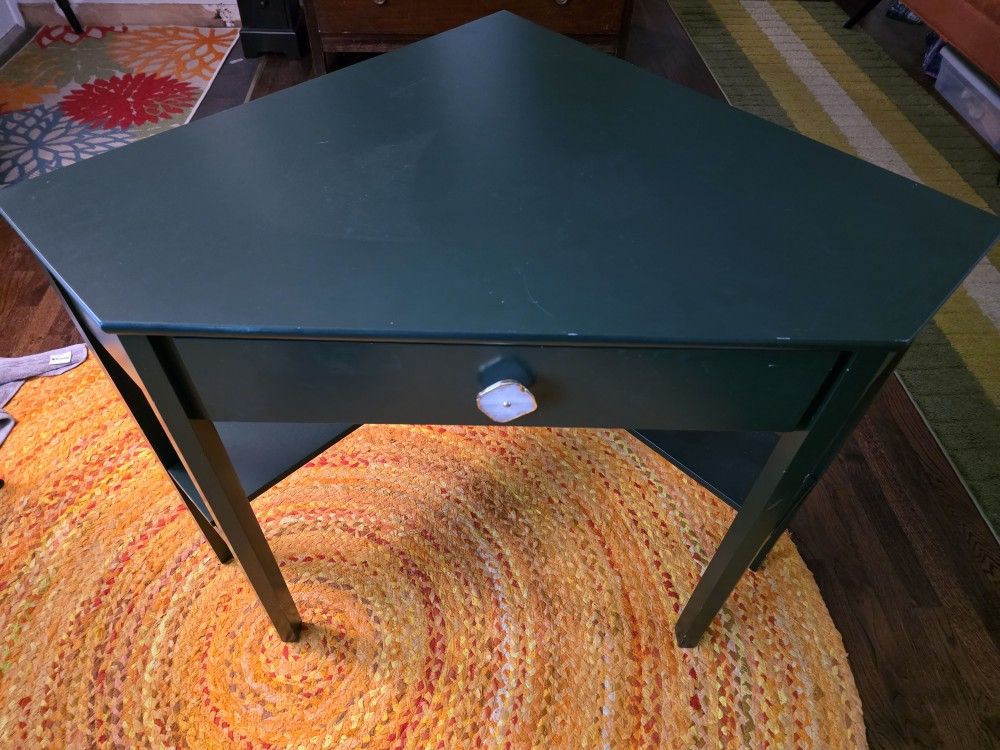Dark Green Corner Writing/Makeup Table