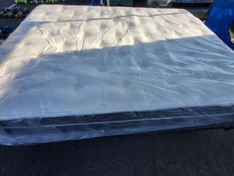 Brand New Queen Size pillowtop mattress and box spring Free Delivery depends on location