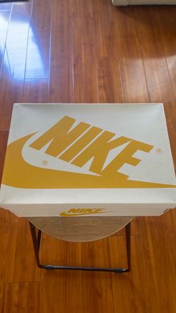 Yellow Jordan 1