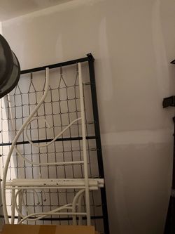 White Metal Day Bed (mattress available)