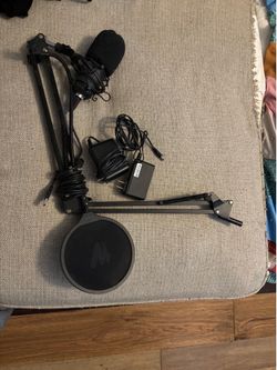Maono Microphone (for podcasting)