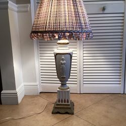 Neoclassical 1950s Ceramic Table Lamp With Comeo 