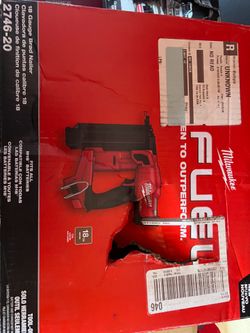 Milwaukee M18 FUEL 18-Volt Lithium-Ion Brushless Cordless Gen II 18-Gauge Brad Nailer (Tool-Only)