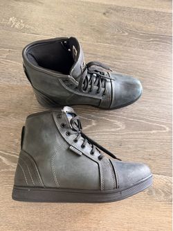 Indie Ridge Motorcycle Boots The Crow Black Distressed Size 9. Like New!