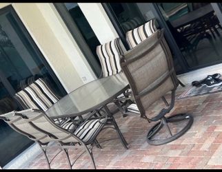 Outdoor table