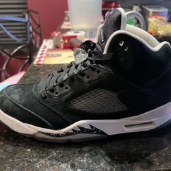 Air Jordan Retro 5 Oreo