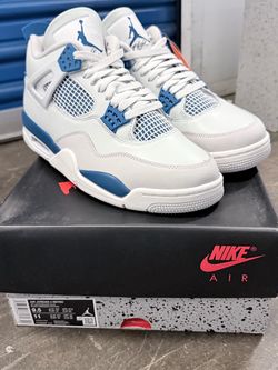 Air Jordan 4 Military Blue Size: 9.5