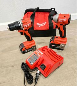 Milwaukee 18V Brushless Compact Drill and 3 Speed Impact Driver KIT