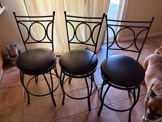 Swivel stool bar height chairs