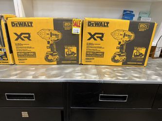 New Dewalt Drill XR 20v High Torque Wrench With Battery And Charger