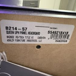 Modern LED Queen Bed Frame + Dresser w/ Mirror + Nightstand Set