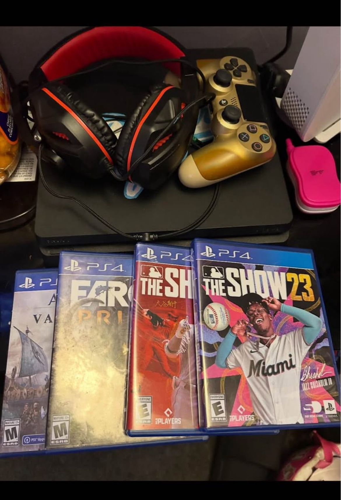 PS4