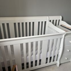 5-in-1 Crib 