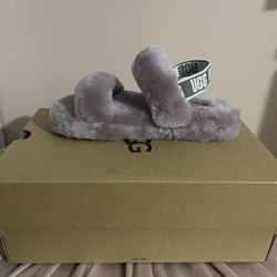 Ugg slippers. Size 3 in Kids. 