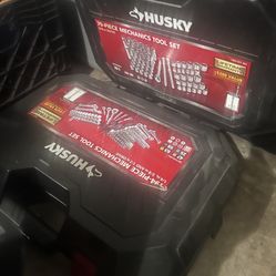 Husky 70 Piece Tool Set 