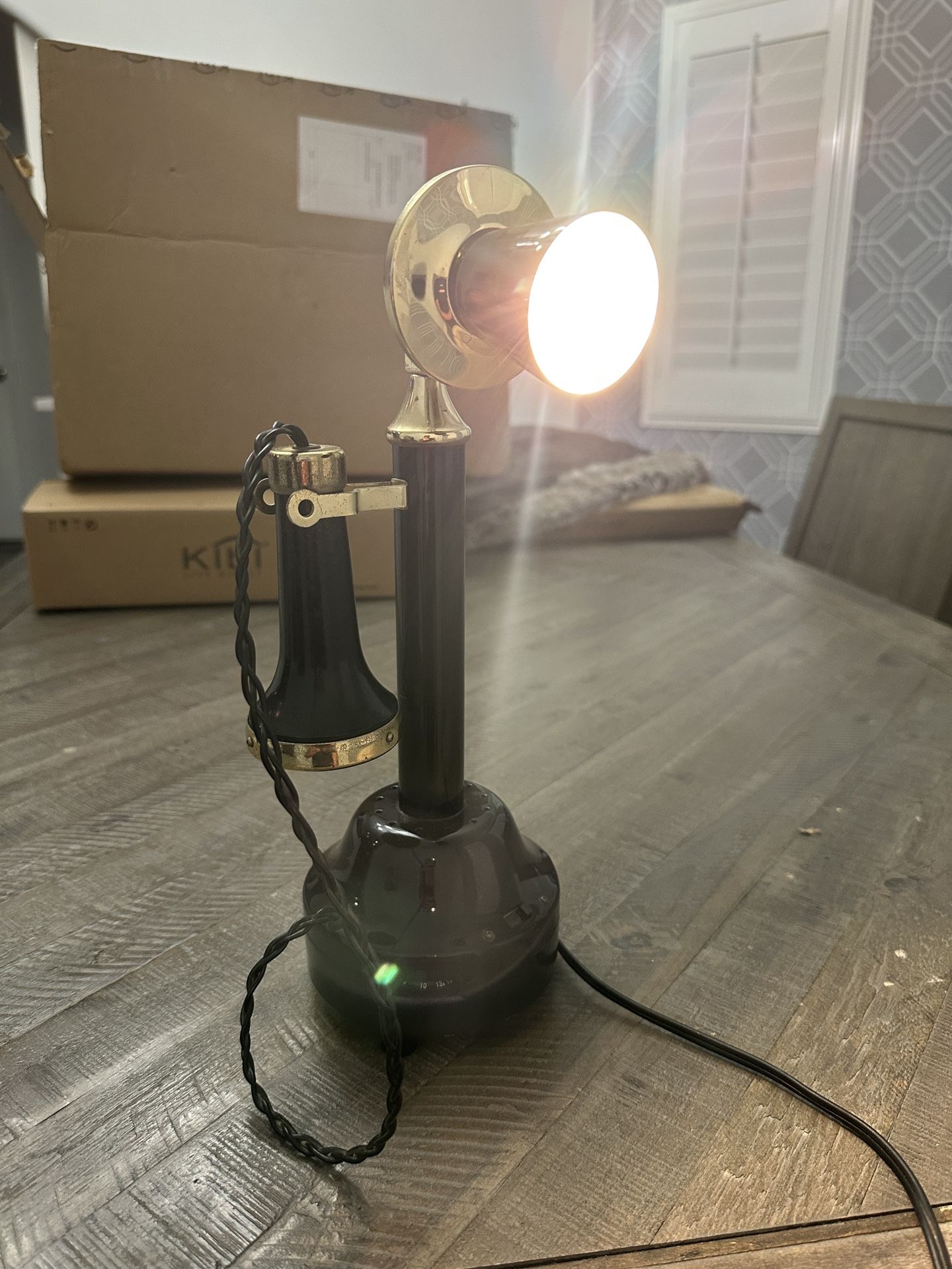 Japanese Vintage Candlestick Telephone Transistor Radio W/ High Intensity Lamp