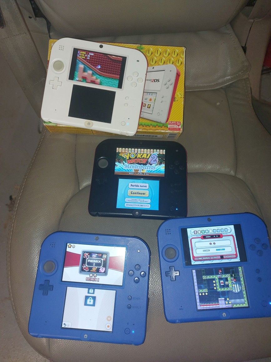 Nintendo 2 Ds With A Lot Games On R4  160 Each White And Red On Box 180