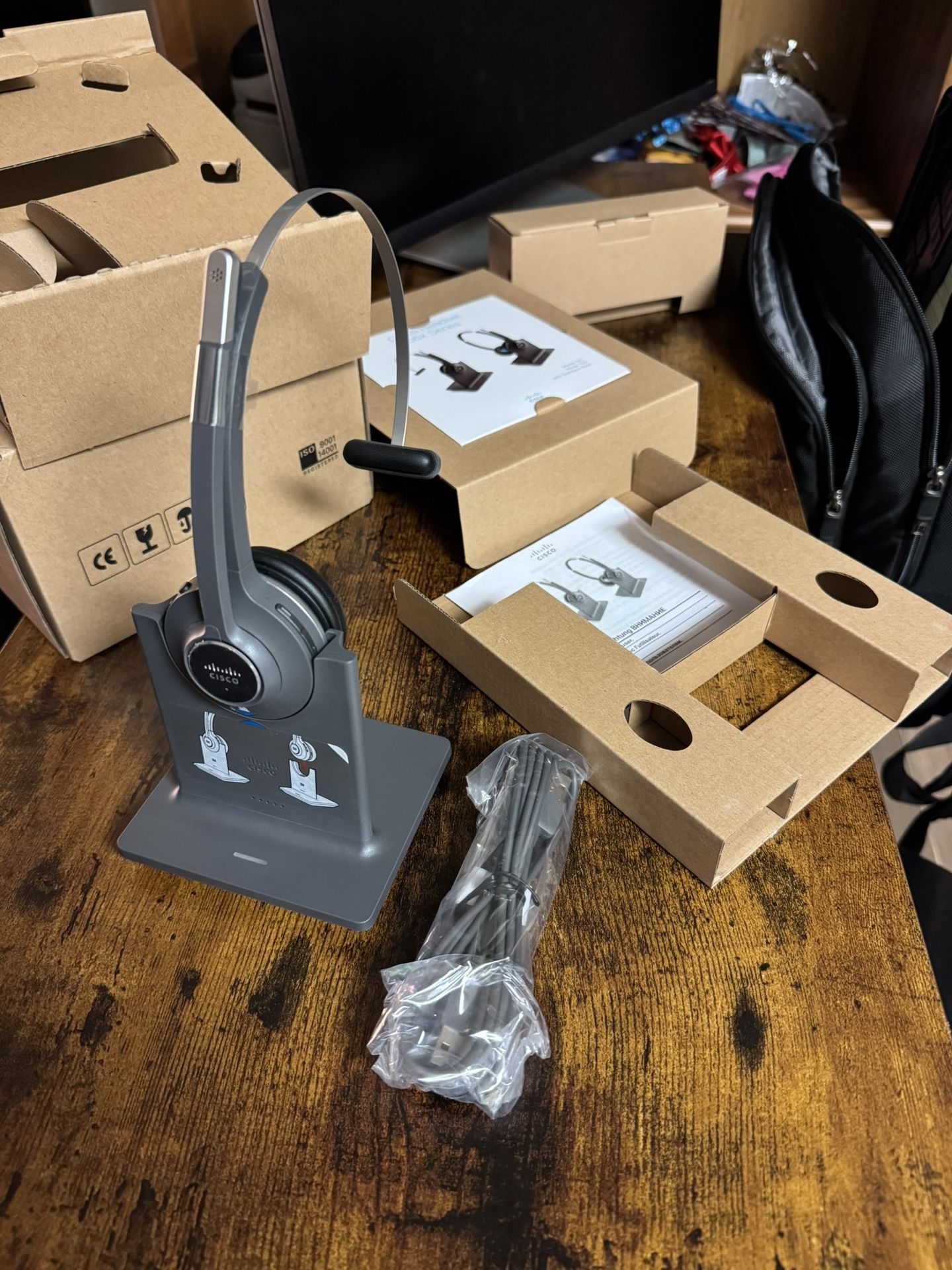 Cisco 562 Headset - New