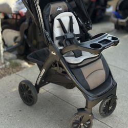 Chicco fit 2 Car Seat And Stroller Set Includes Extra Base