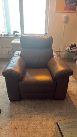 Leather reclining chair