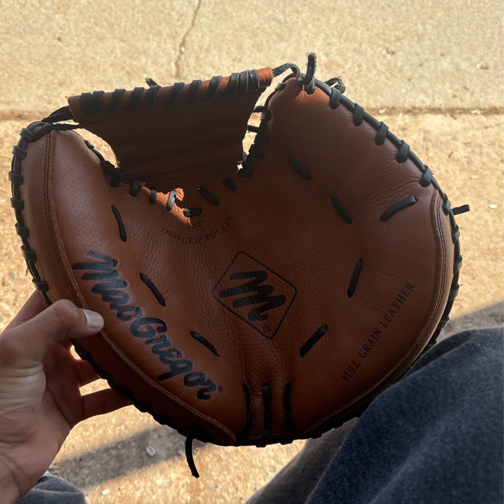 mac gregor full grain leather baseball glove